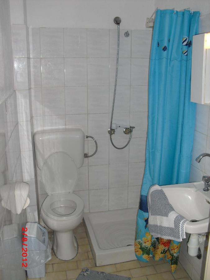 Kangaroo Hotel Mola Kalyva Ruang foto